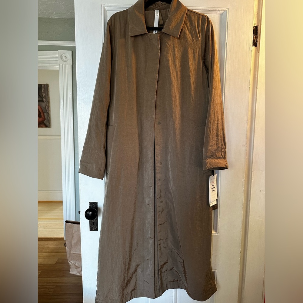 Lululemon Always Effortless trench (NWT)